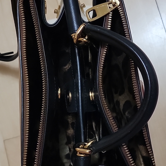 DOLCE & GABBANA Medium size two tone Tan and Mocha satchel - Picture 6 of 16